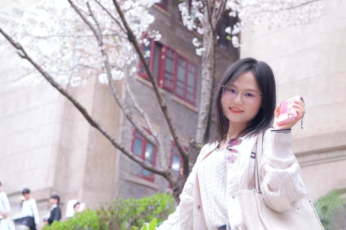 img1-e1e87595.png